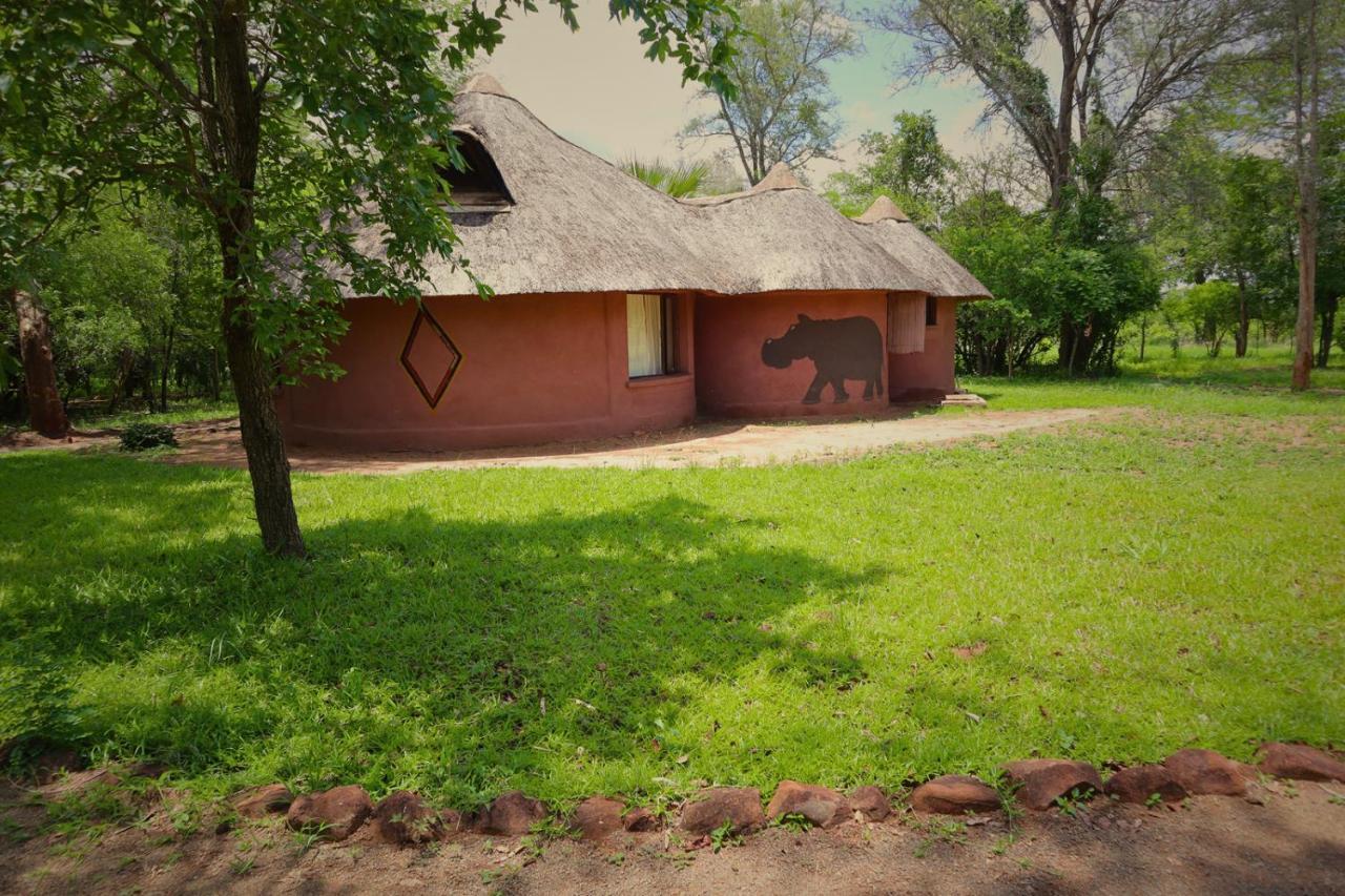 Munga Eco-Lodge Livingstone Exterior photo