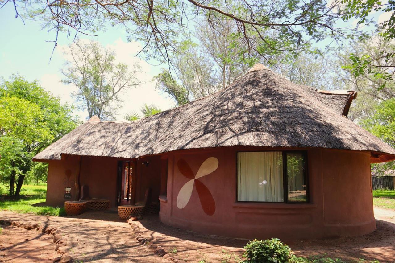 Munga Eco-Lodge Livingstone Exterior photo